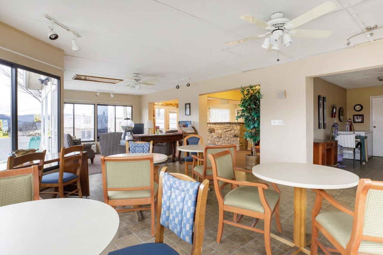 Oyo Hotel Branson Mo-165 Eksteriør bilde